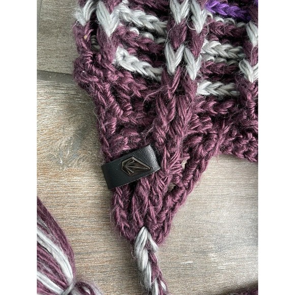 Volcom cable knit tasseled brown rainbow beanie hat LNC Adult One Size - Picture 2 of 7